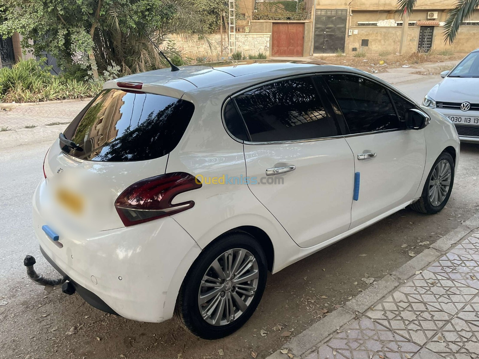 Peugeot 208 2015 Allure Facelift