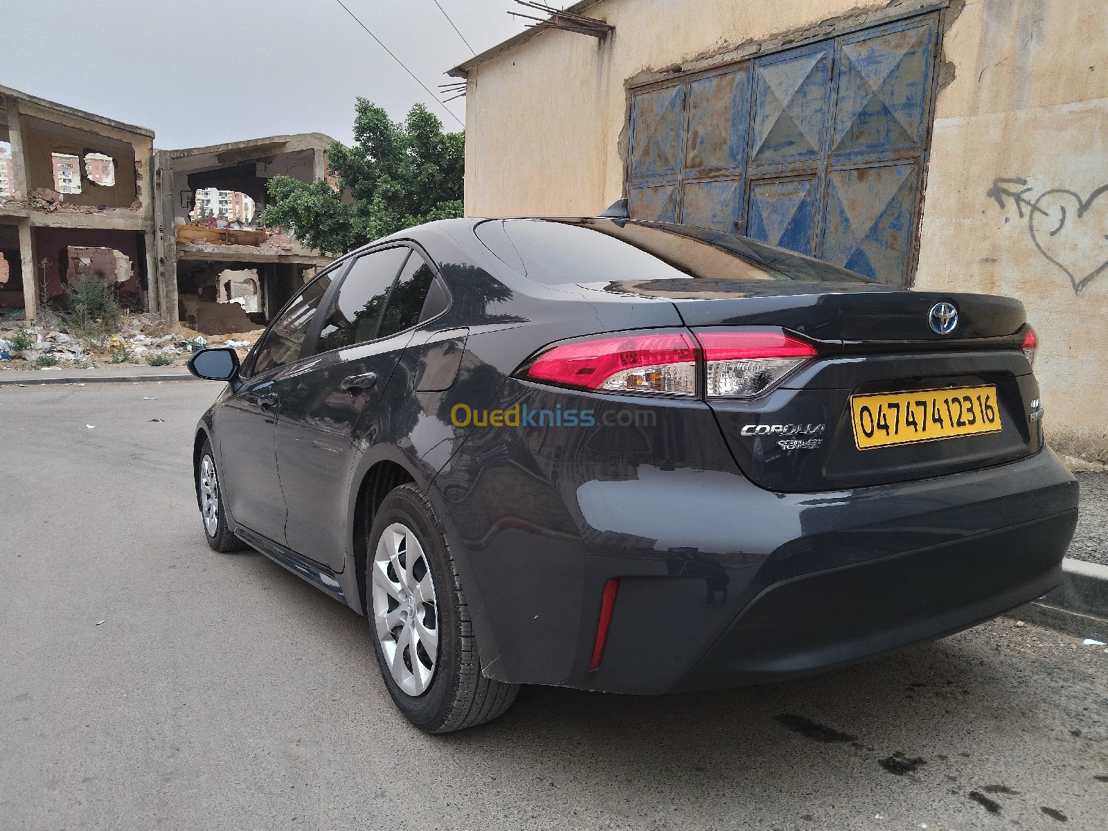 Toyota Corolla hybrid 2023 LE