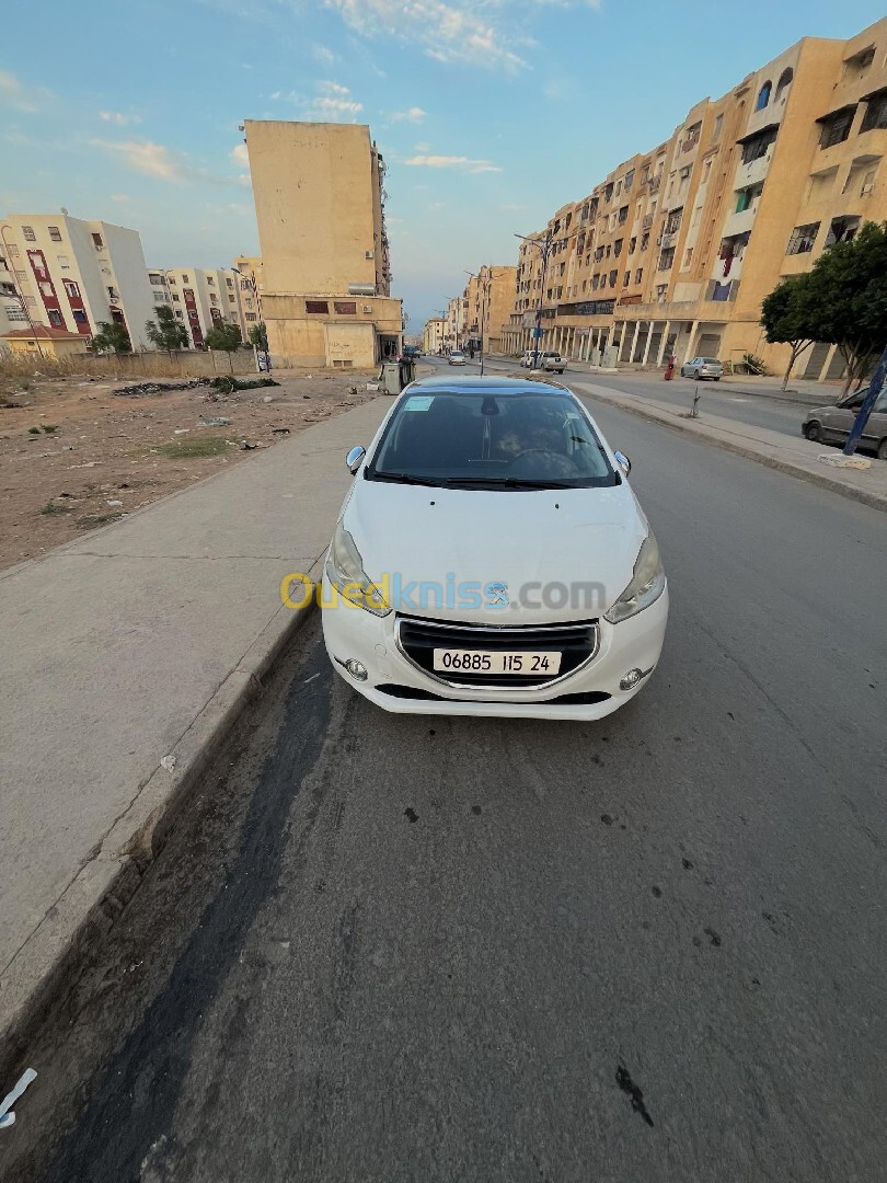 Peugeot 208 2015 208