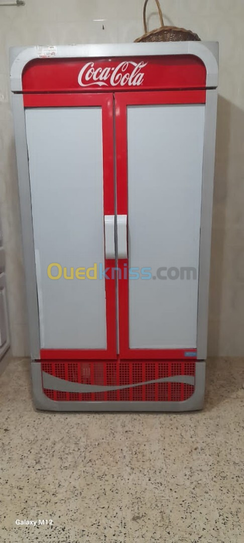 frigo coca-cola 100 litres