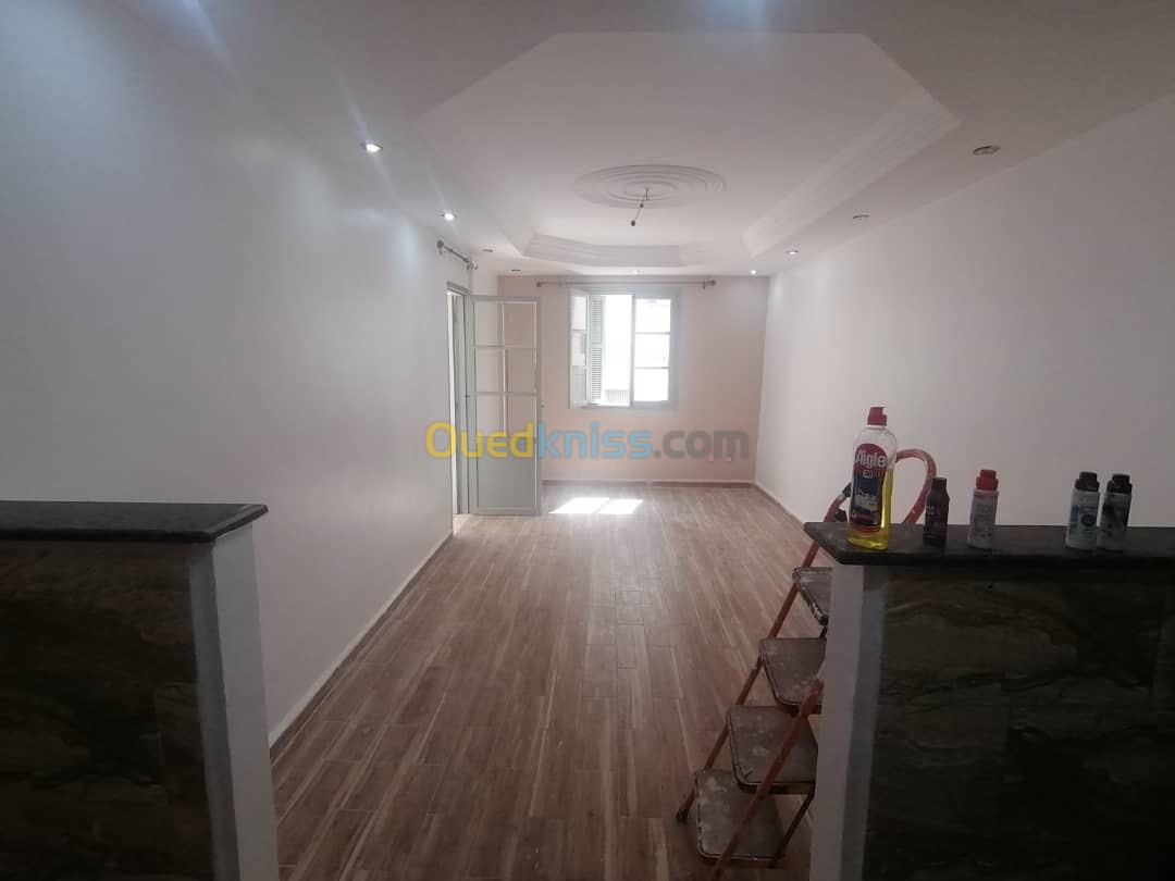 Location Appartement F4 Alger Hraoua