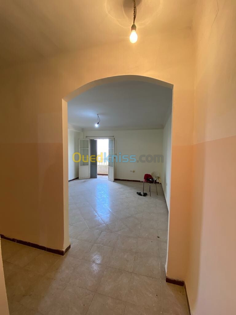 Vente Appartement F3 Blida Soumaa