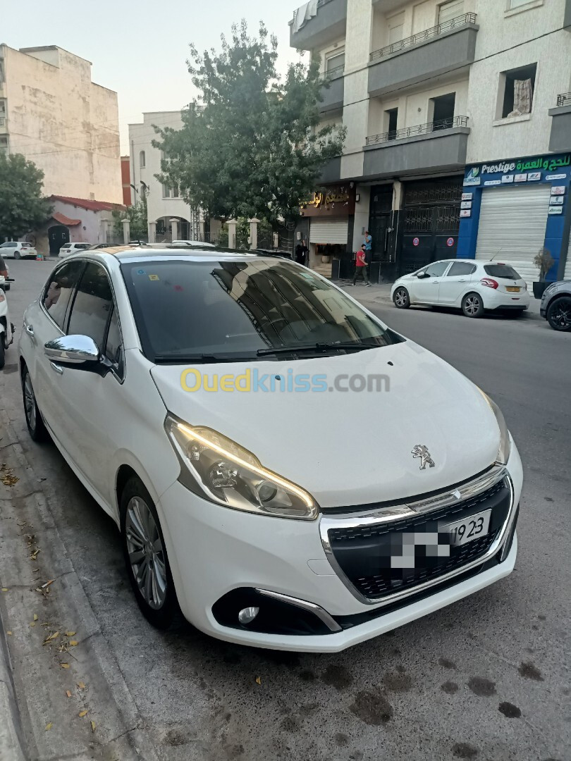 Peugeot 208 2019 Allure Facelift