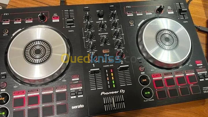 contrôleur DJ Pioneer sb3 