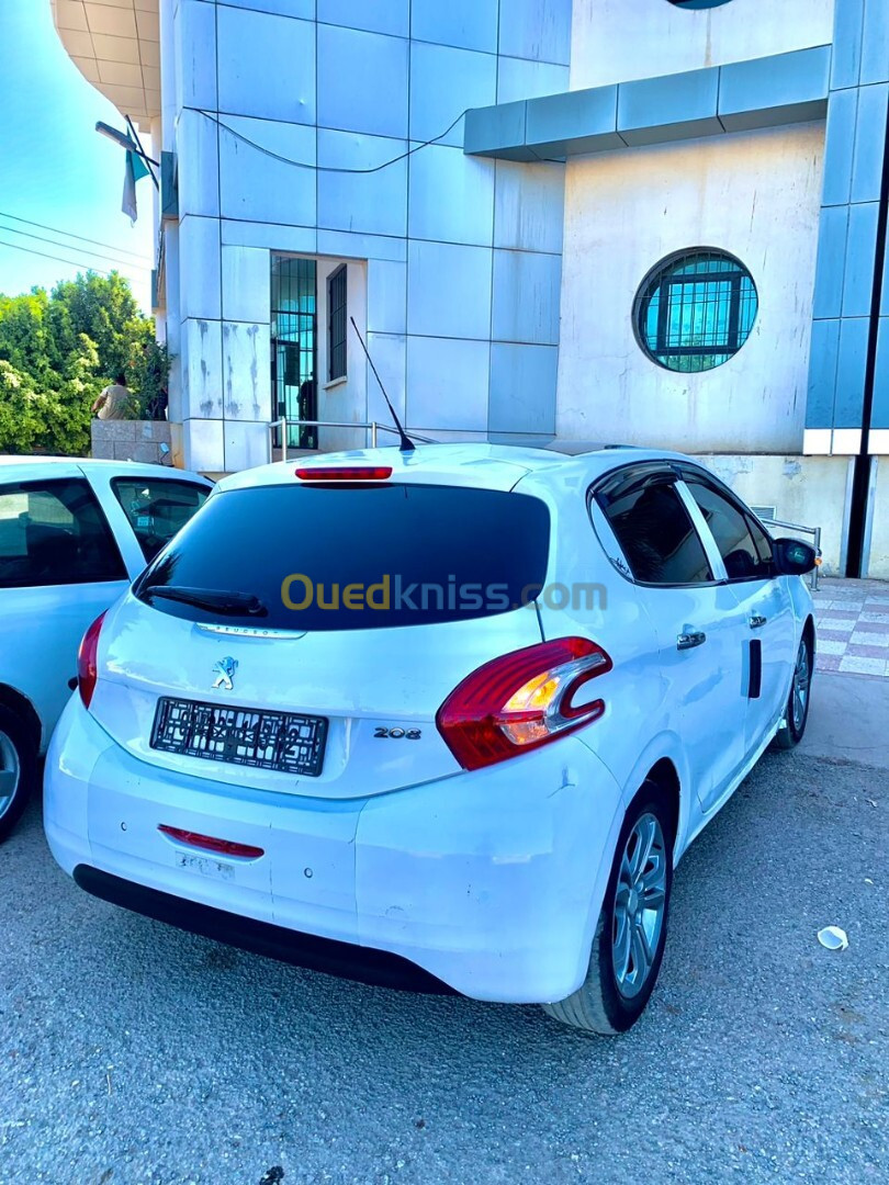 Peugeot 208 2013 Allure