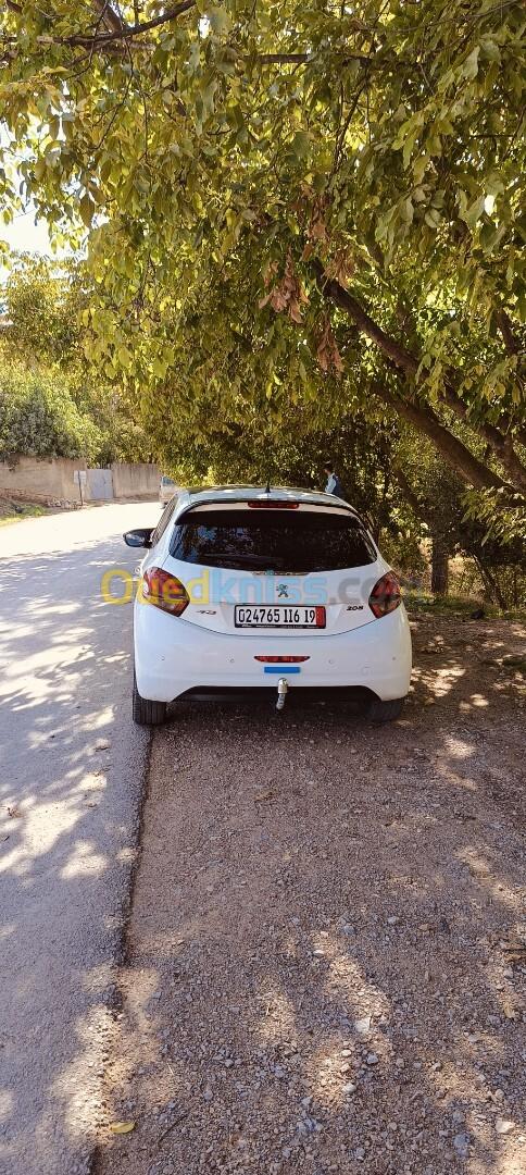 Peugeot 208 2016 Allure Facelift