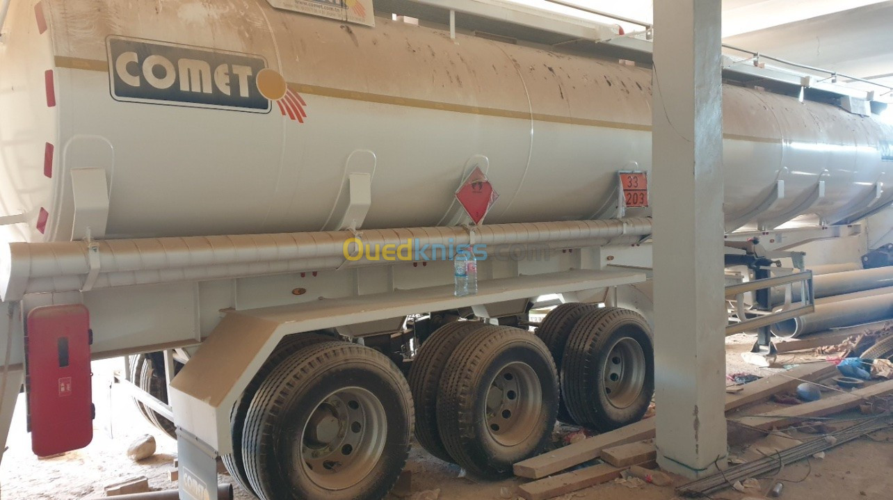 COMET صهريج وقود SEMI-REMORQUE CITERNE HYRDOCARBURES 40000 L 