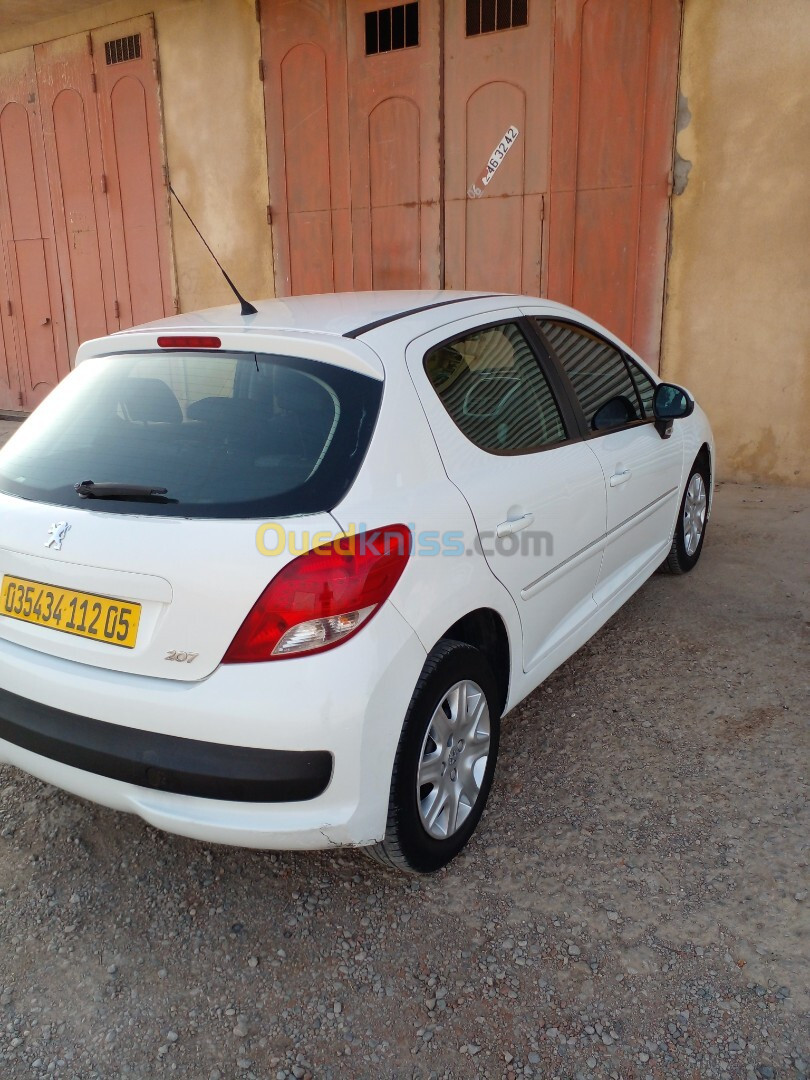 Peugeot 207 2012 