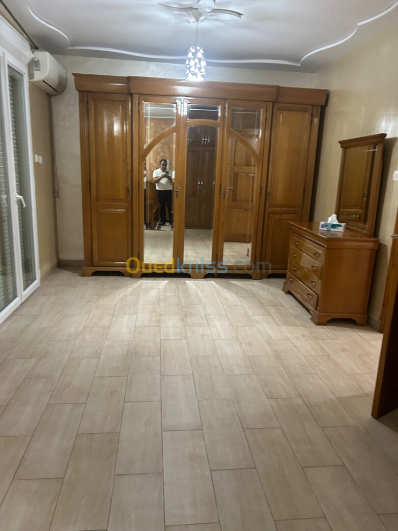 Location Appartement F5 Béjaïa Bejaia