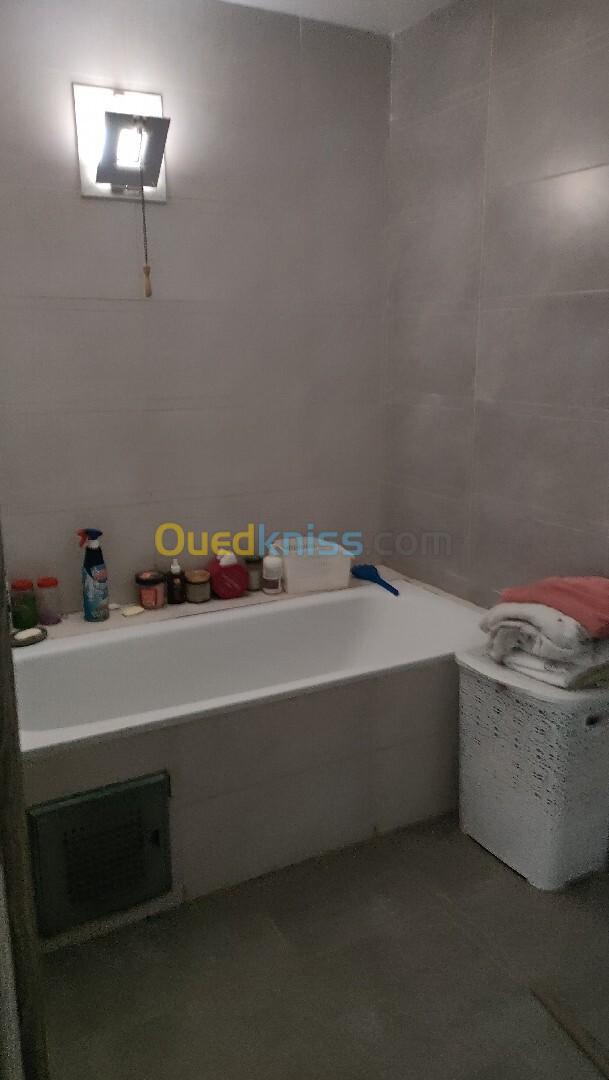 Vente Appartement F4 Alger Cheraga