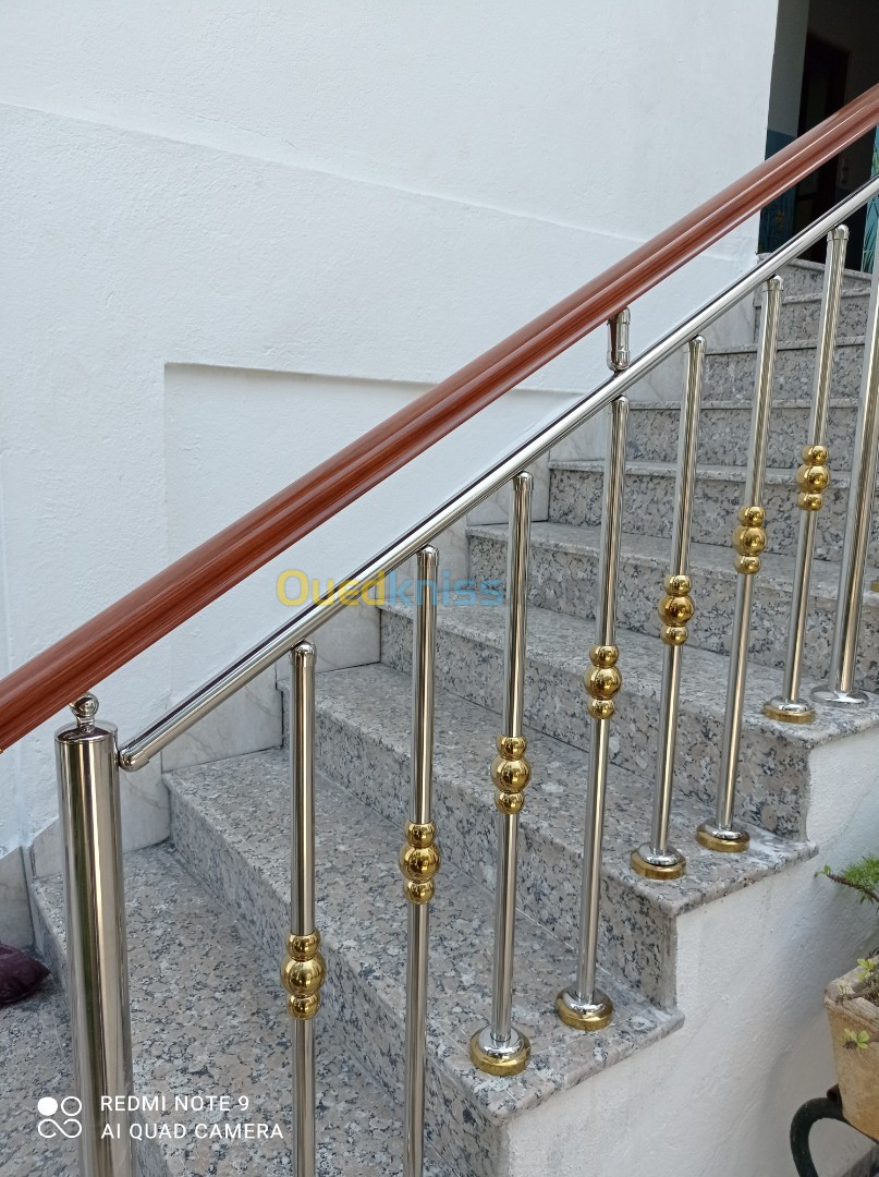 Rampe d'escalier inox et verre trempé