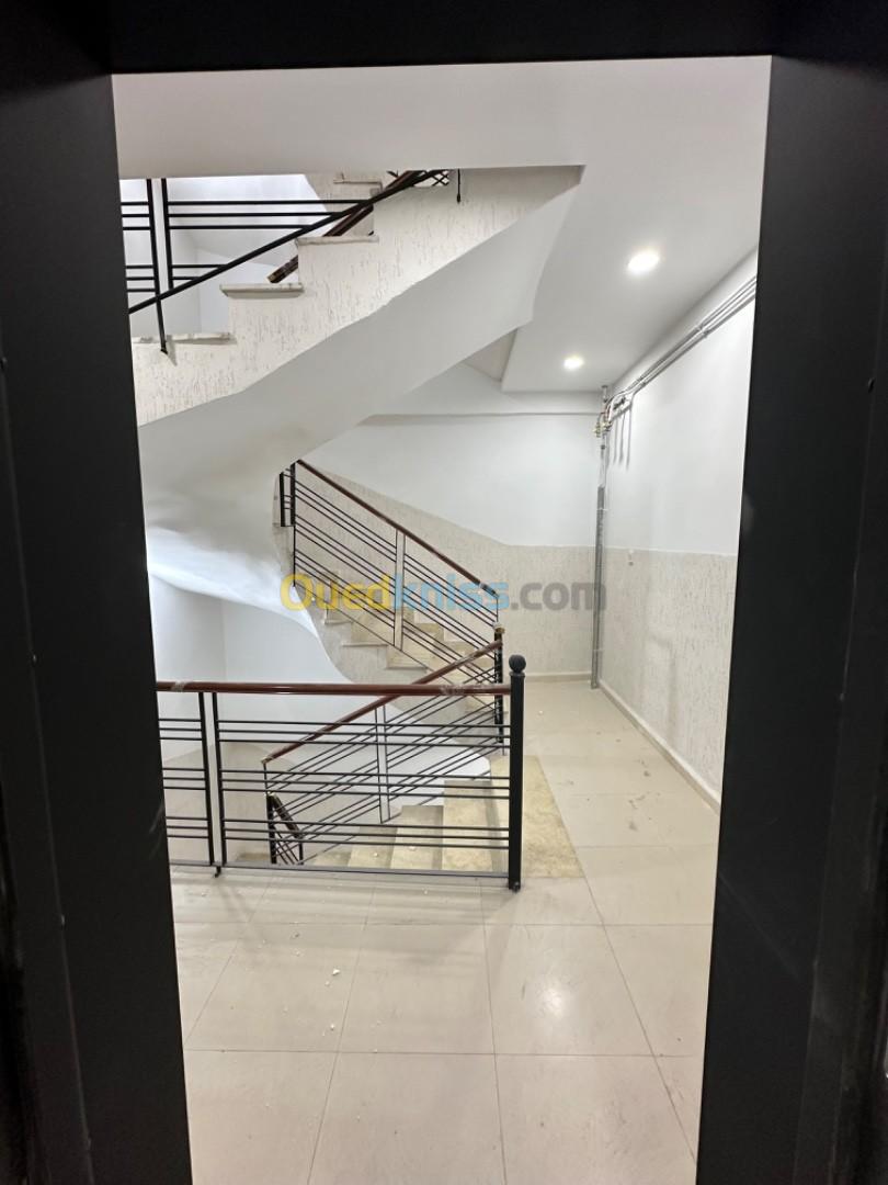 Vente Appartement F4 Oran Bir el djir