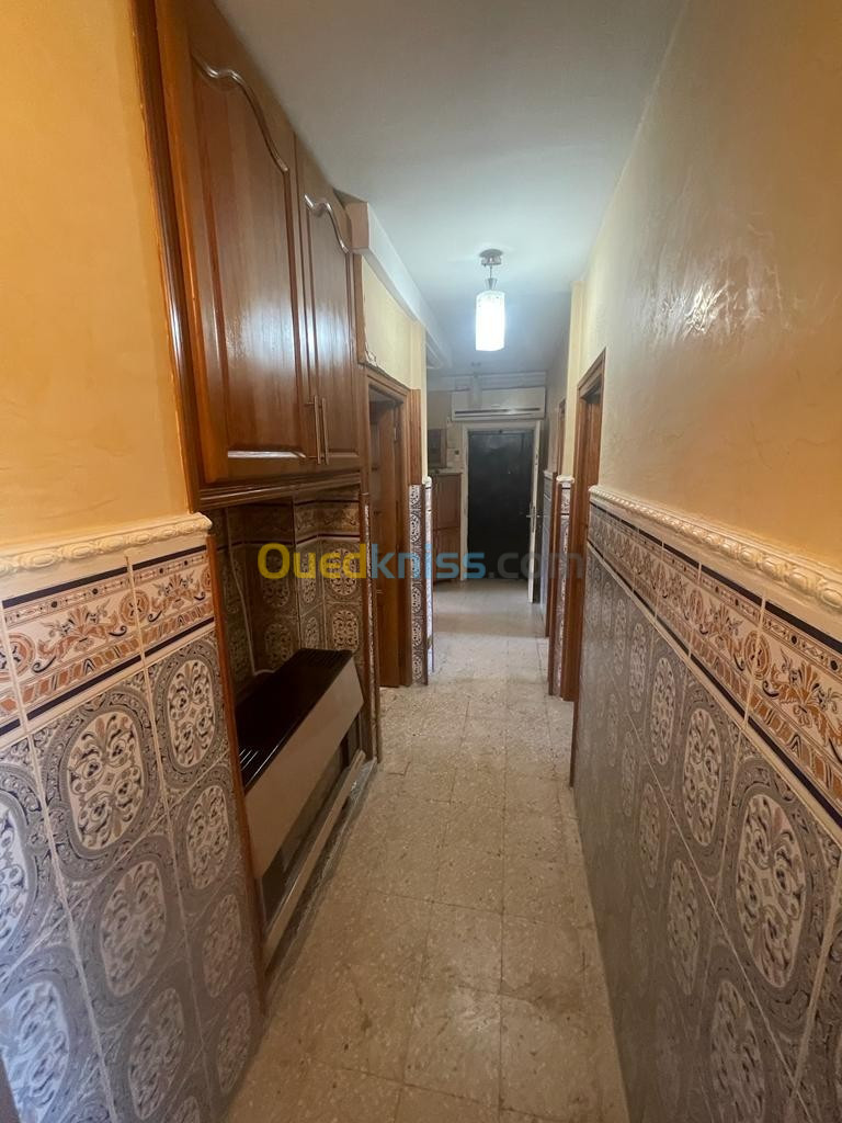 Location Appartement F5 Alger Bab ezzouar