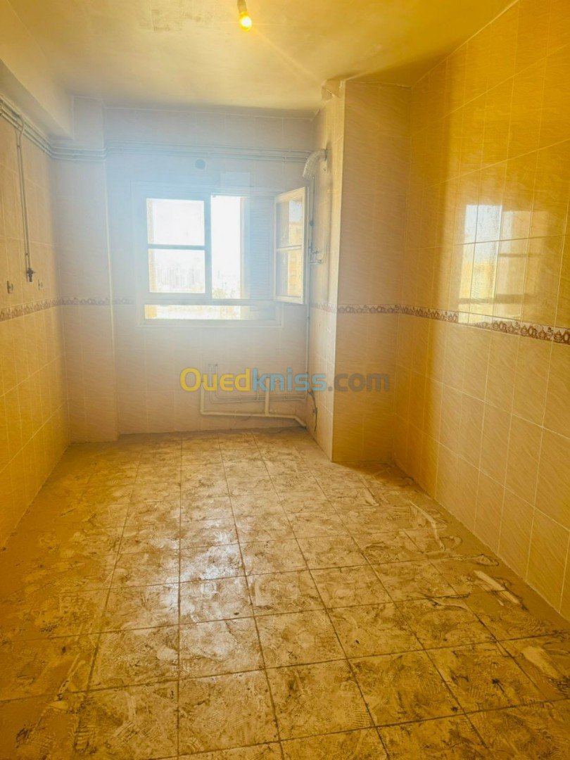 Vente Appartement F5 Alger Bab ezzouar