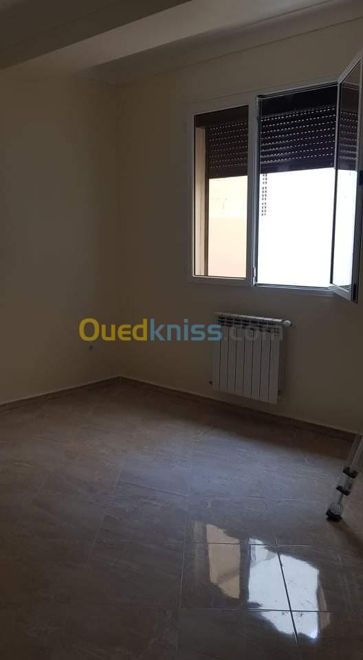 Location Appartement F5 Tipaza Kolea