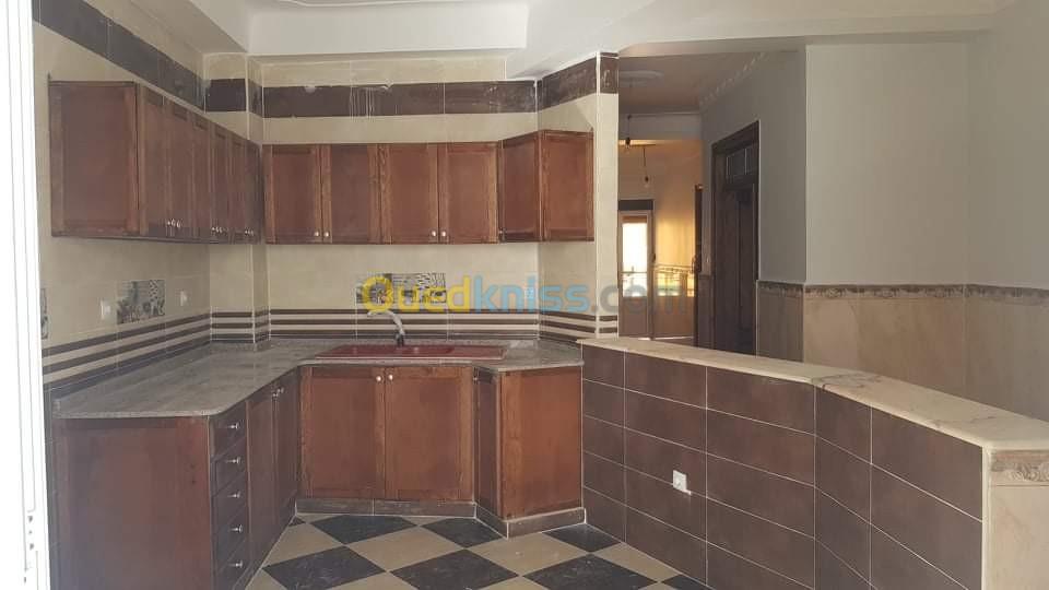 Location Appartement F5 Tipaza Kolea