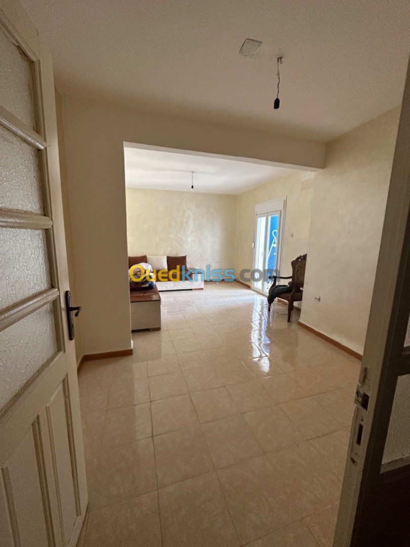 Location Appartement F3 Constantine El khroub