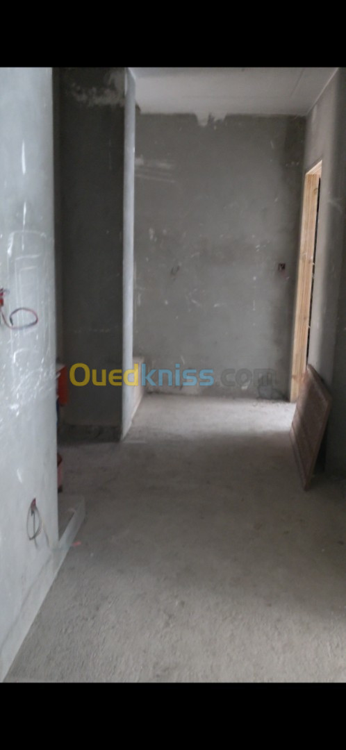 Vente Appartement F3.4 Alger Cheraga