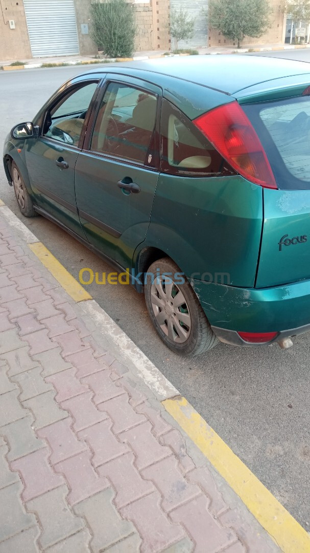 Ford Focus 5 portes 2000 Focus 5 portes