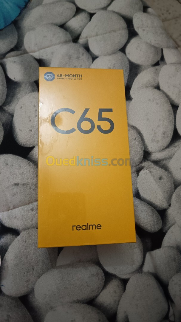 Realme C65