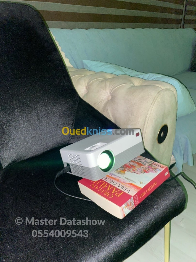 Data show projecteur Android 5000 Lumens WIFI Bluetooth ضمان 06 أشهر