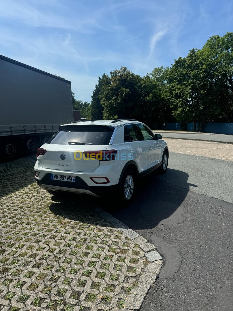 Volkswagen T-Roc 2023 Life plus