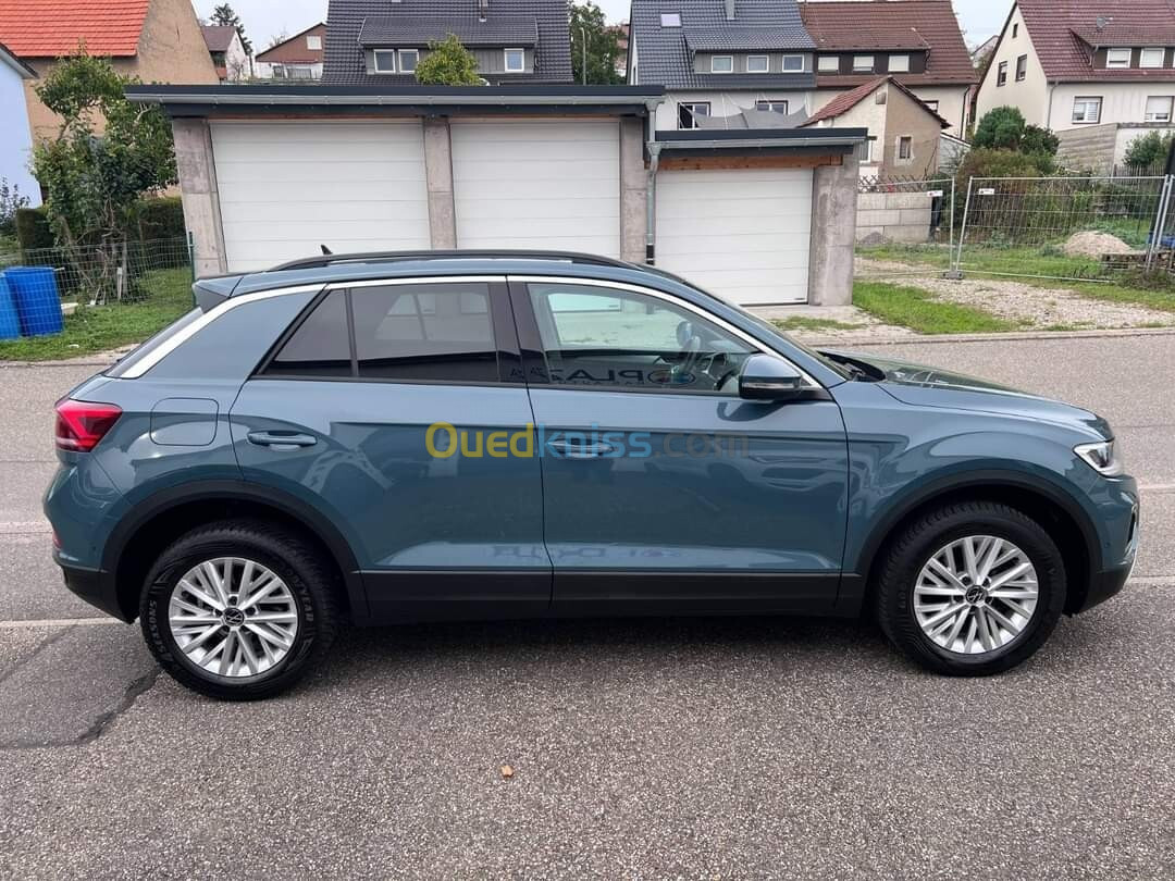 Volkswagen T-Roc 2023 Life plus