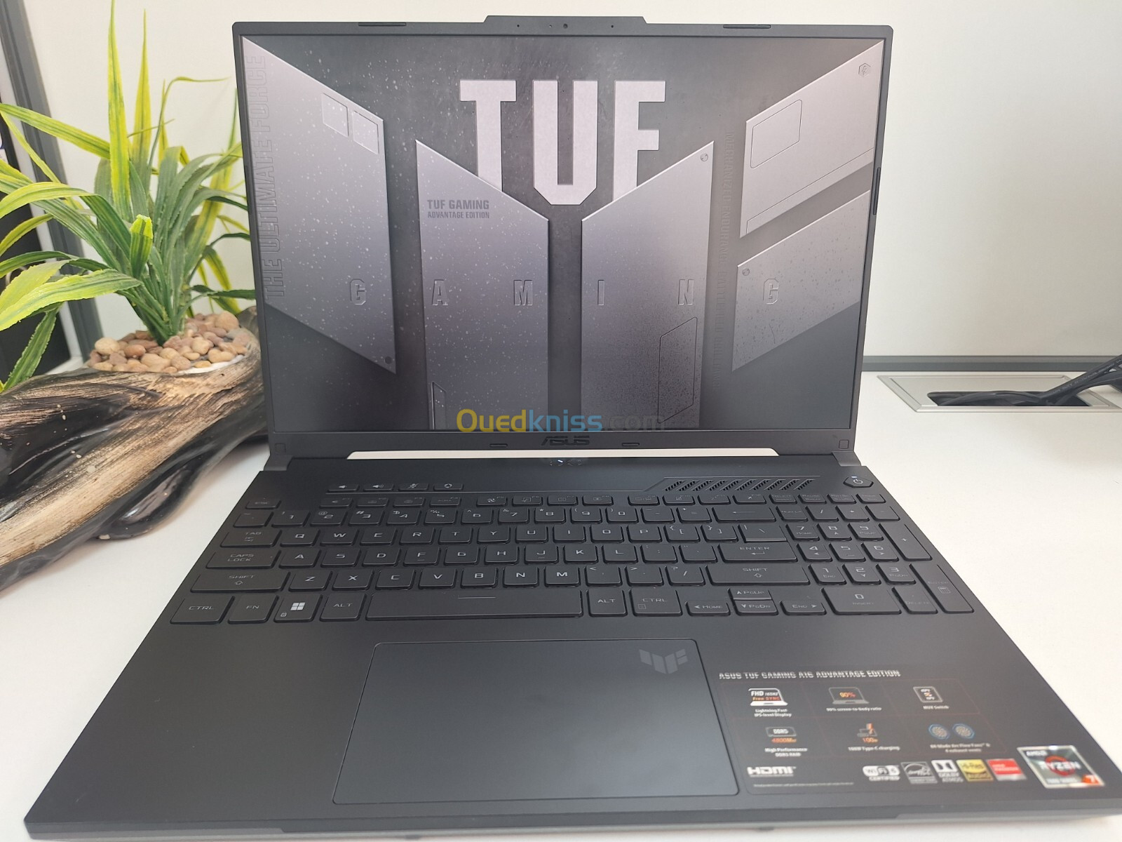 [Vendu] ASUS TUF Gaming A16-Ryzen7 7735HS-Radeon RX 7600S 8GB-Ram 16GO-512G SSD NVME-16 FHD IPS165Hz