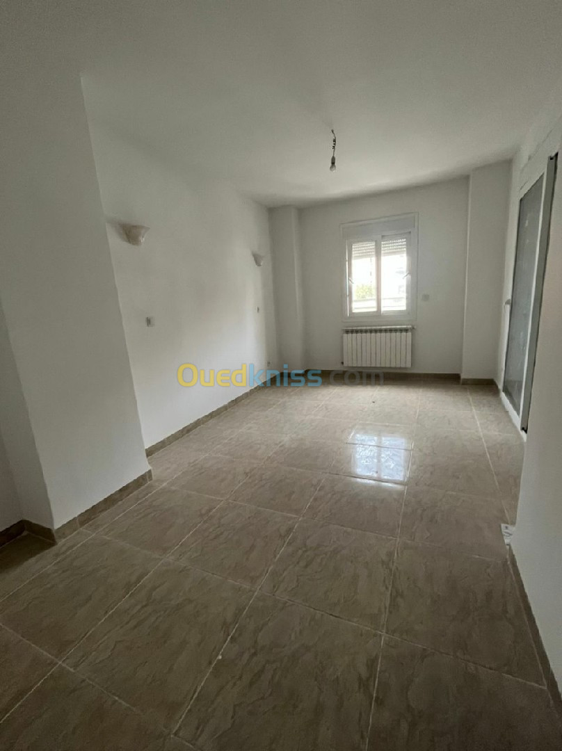 Location Appartement F5 Alger Hydra