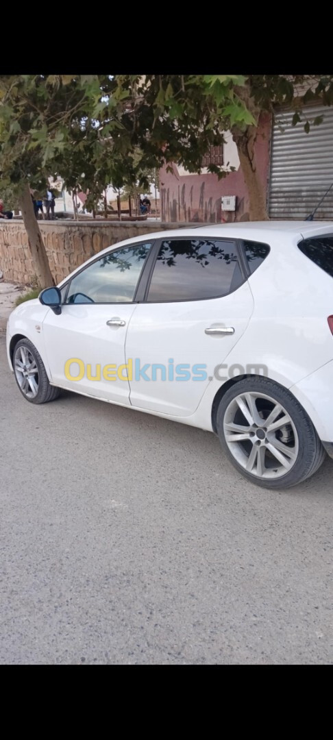 Seat Ibiza 2011 Fully +Toit ouvrant