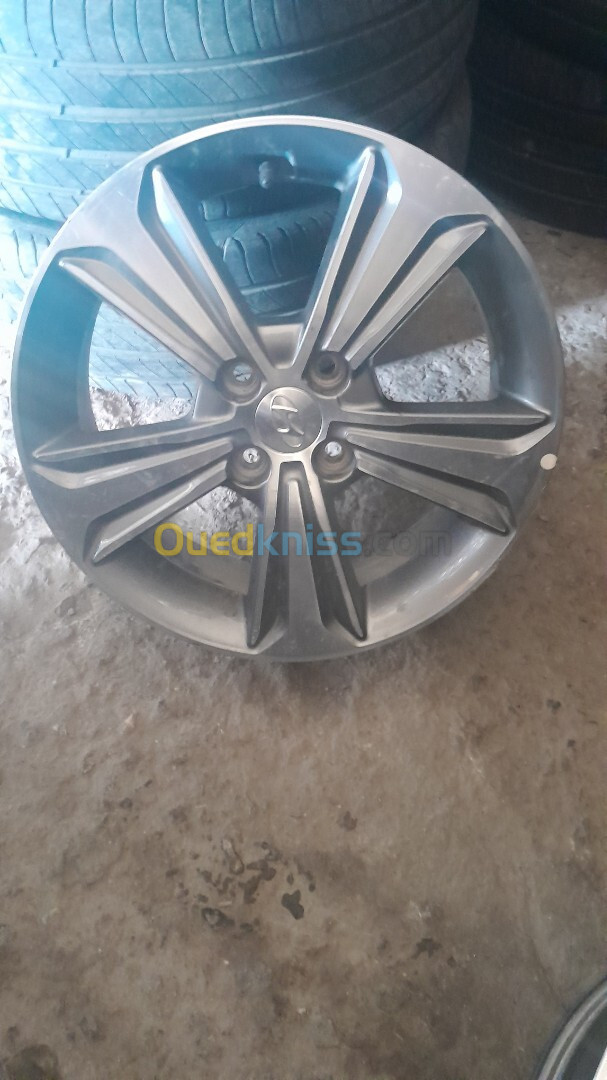 Jentes alliage hyundai accent RB