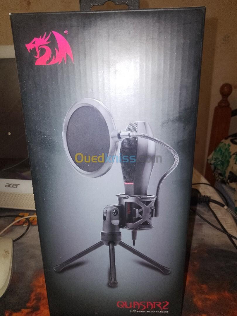 2 Mic et webcam de haute qualité 