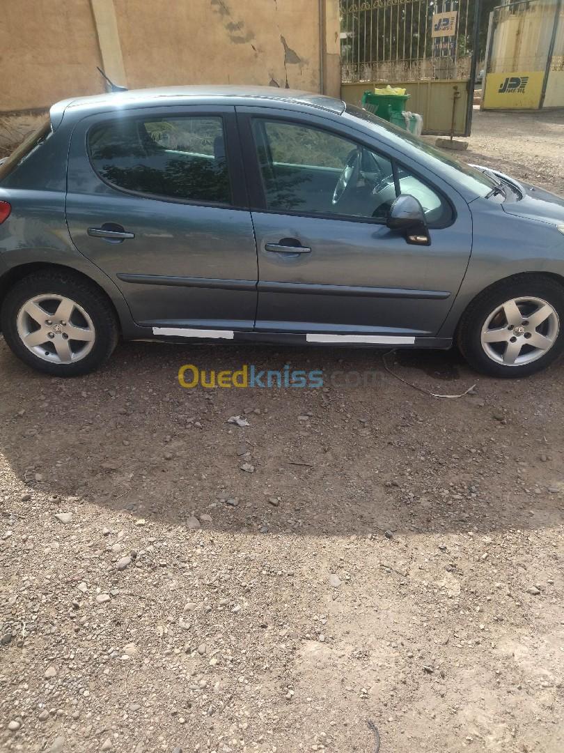 Peugeot 207 2008 207