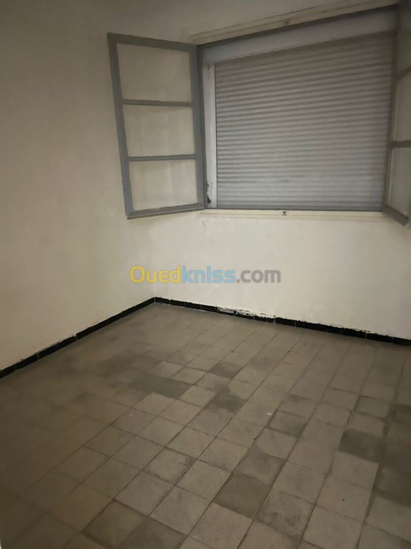 Vente Appartement F4 Alger Rais hamidou