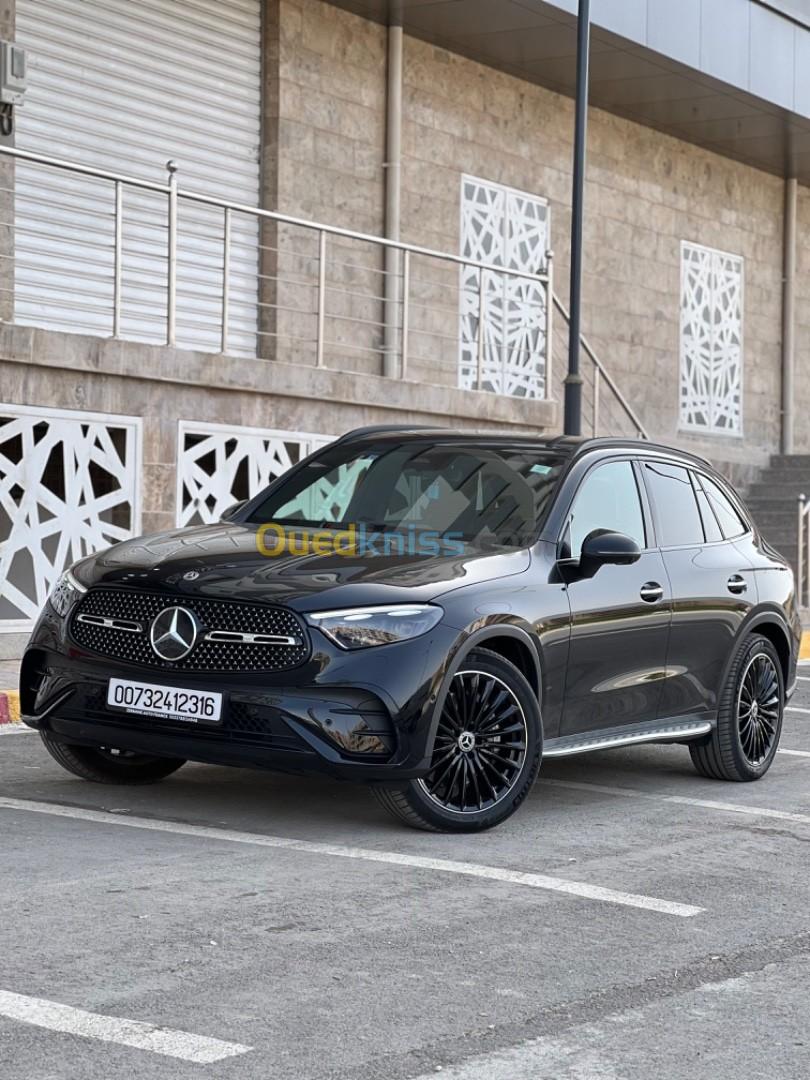 Mercedes GLC 2023 220d AMG line pack Black