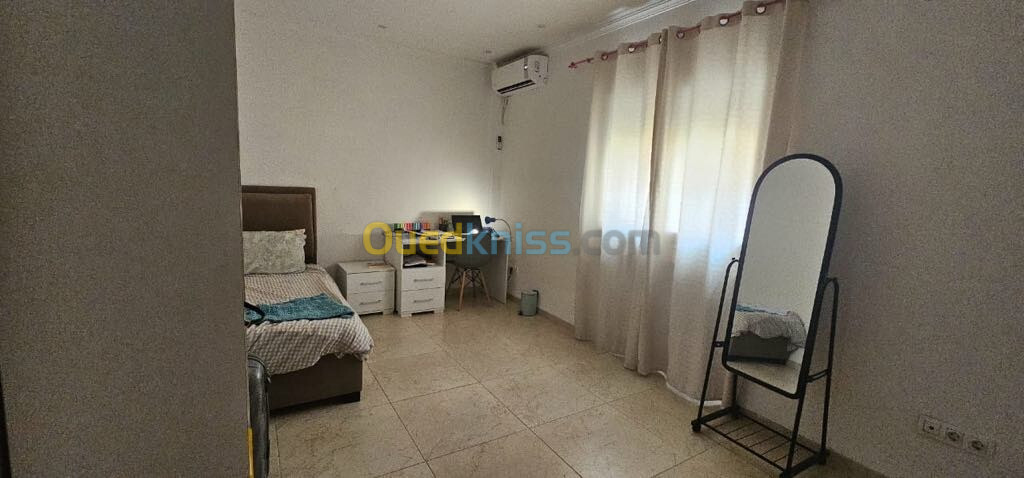 Location Appartement F5 Alger Draria