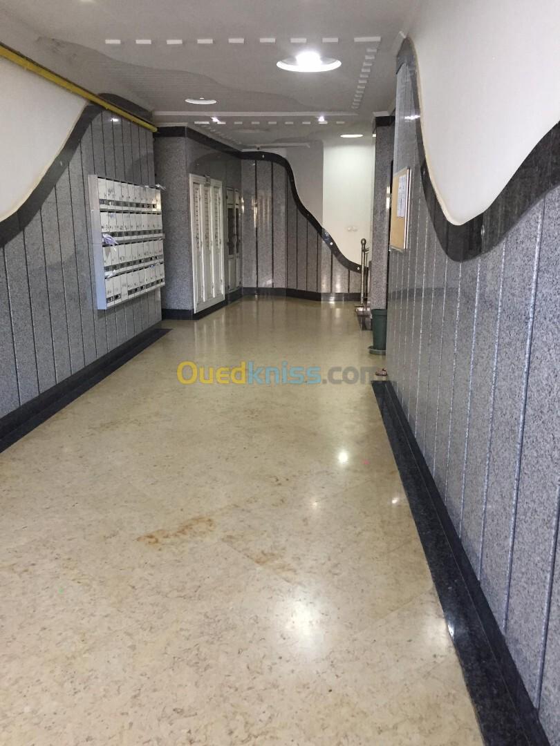 Location Appartement F4 Oran Oran