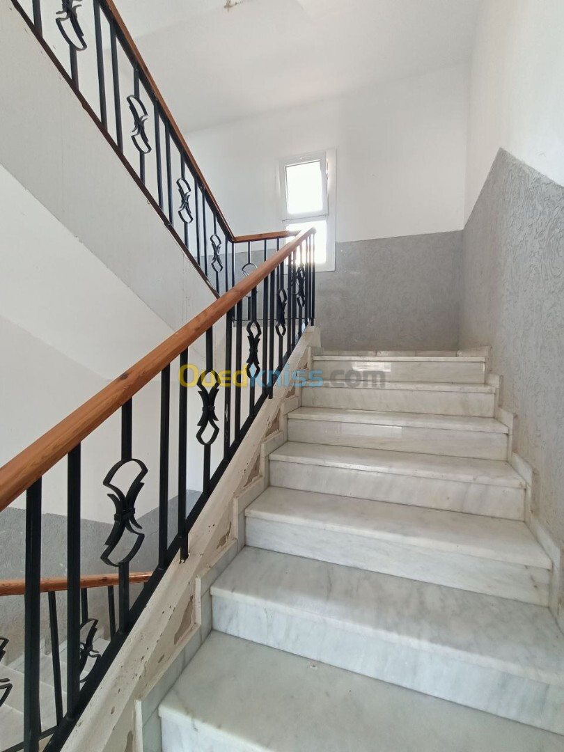 Location Appartement F4 Oran Oran