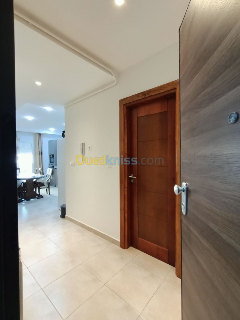 Location Appartement F4 Oran Oran