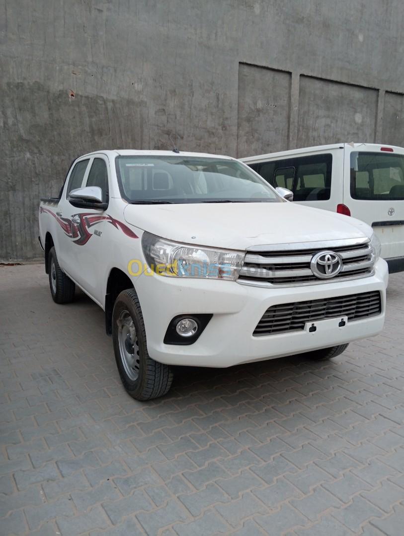 Toyota Hilux 2023 