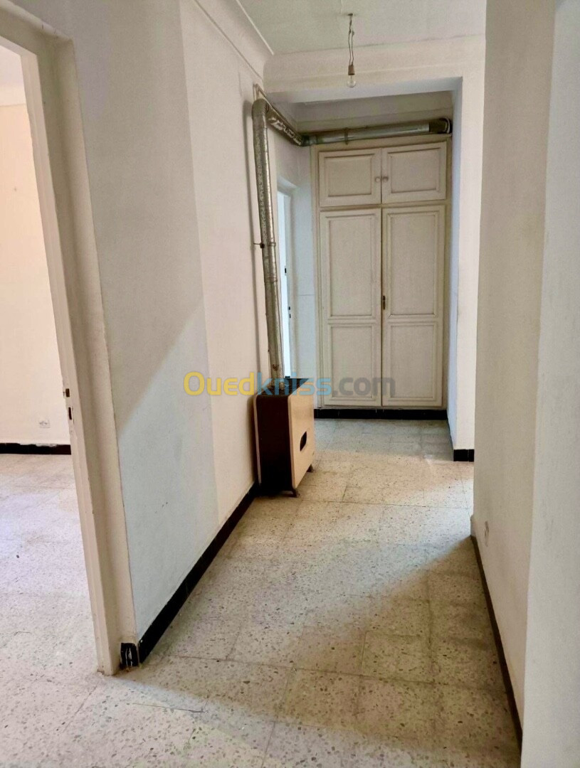 Location Niveau De Villa F5 Alger El biar