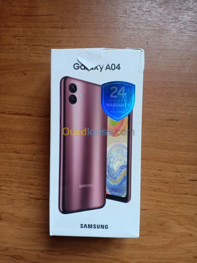 Galaxy a04 sous emballage neuf jamais utilisé 3/32 Samsung