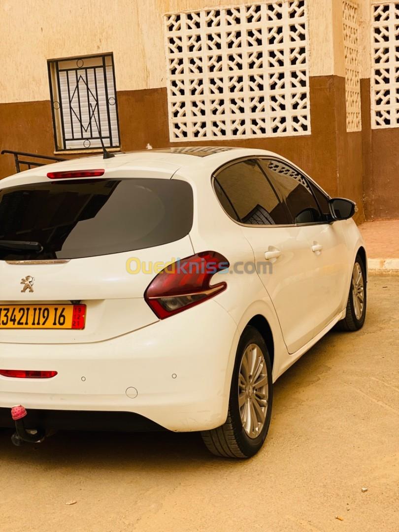 Peugeot 208 2019 Allure