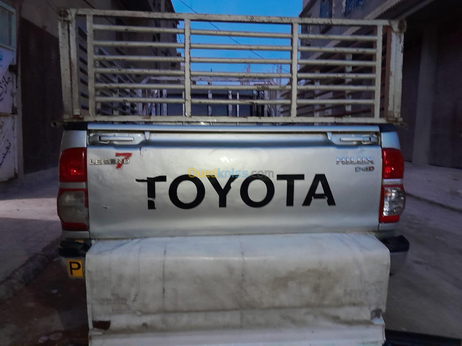 Toyota Hilux 2012 