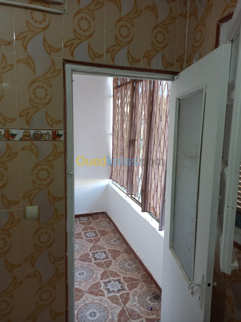 Vente Appartement F3 Ain temouchent Beni saf