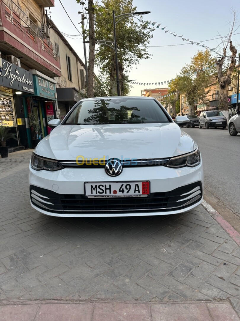 Volkswagen Golf 8 2022 active