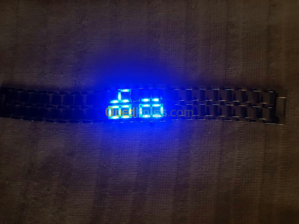 Montre-bracelet électronique à LED  Pour garçons et filles