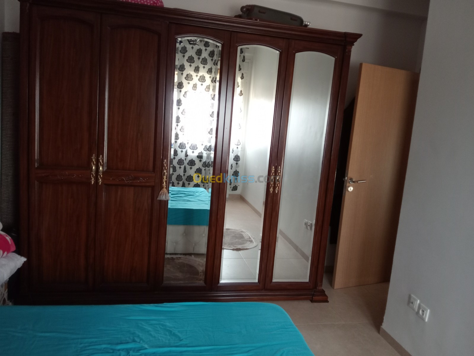 Vends armoire 5 portes