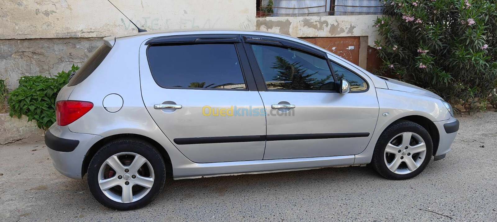 Peugeot 307 2001 2L HDi 90ch