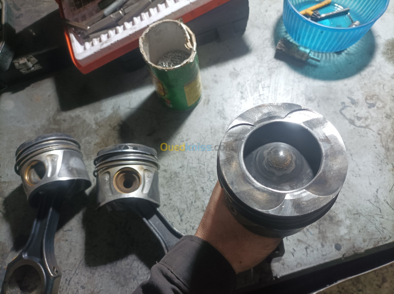 3 pistons + bielles pour om651 (2.2 CDI 220CH )